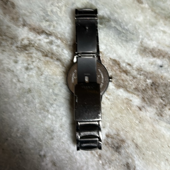 FOSSIL WATCH - Picture 2 of 4